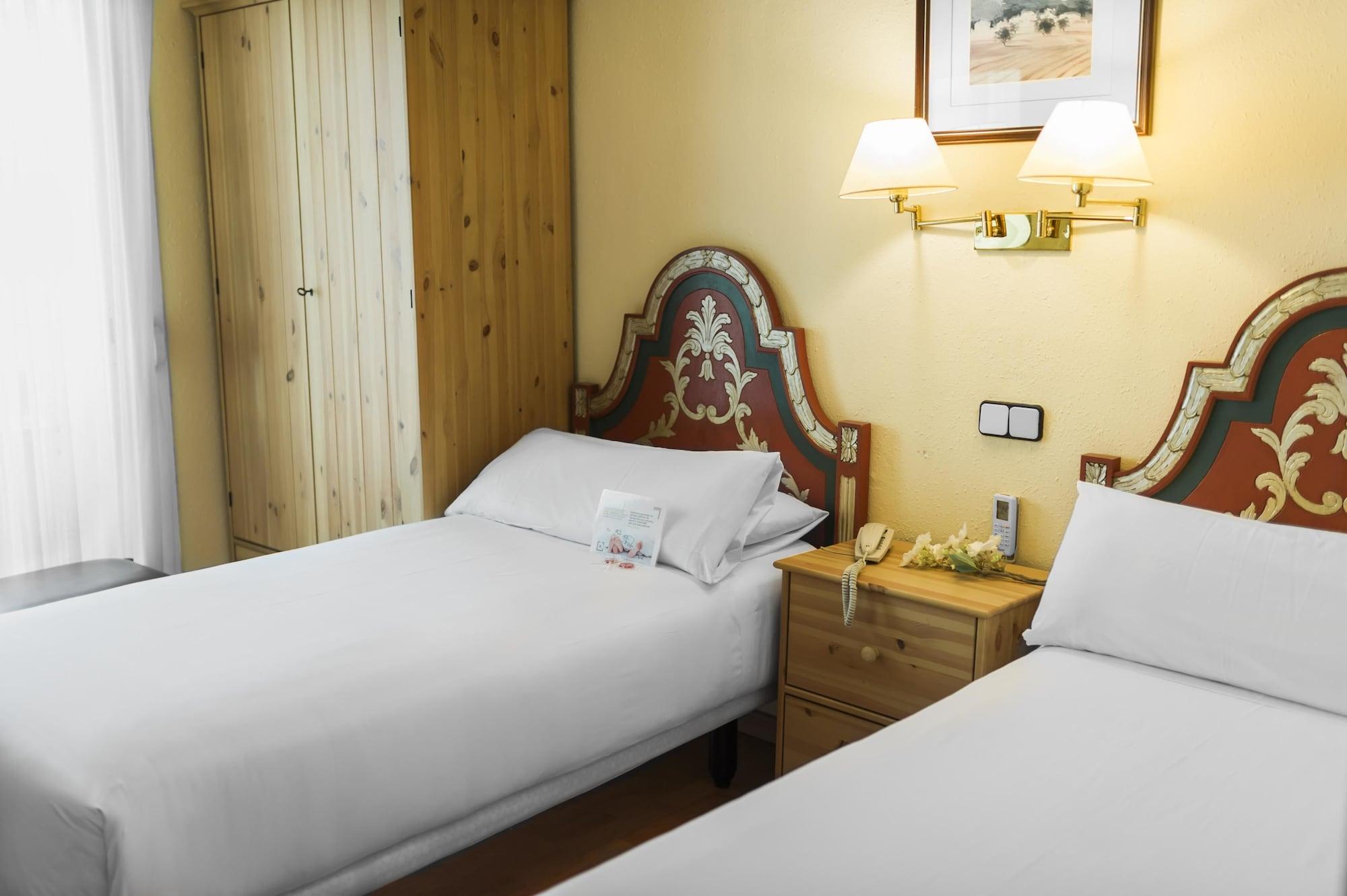Hotel Meson Castilla Atiram 3*