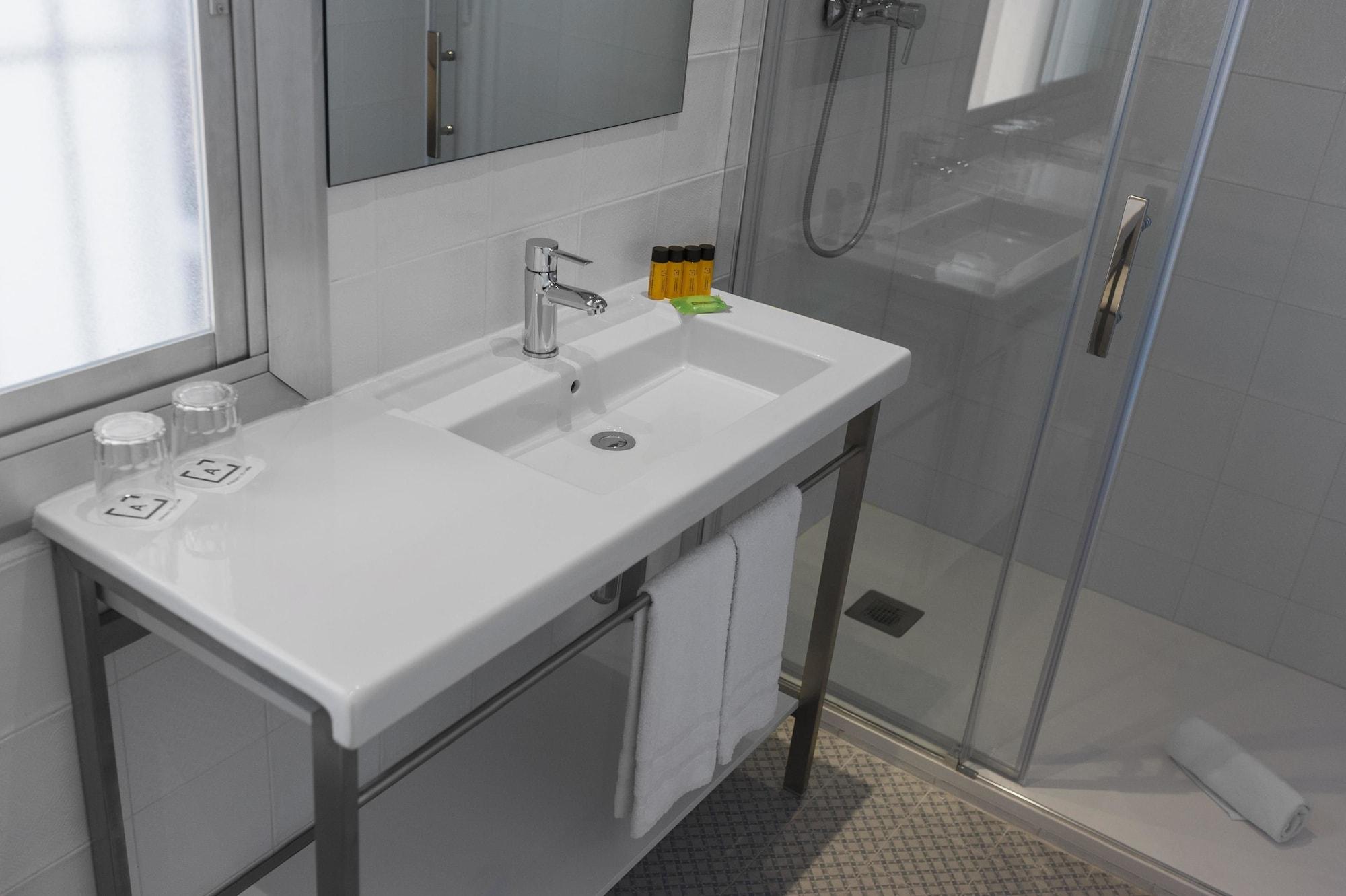 Meson Castilla Atiram 3* Barcelona