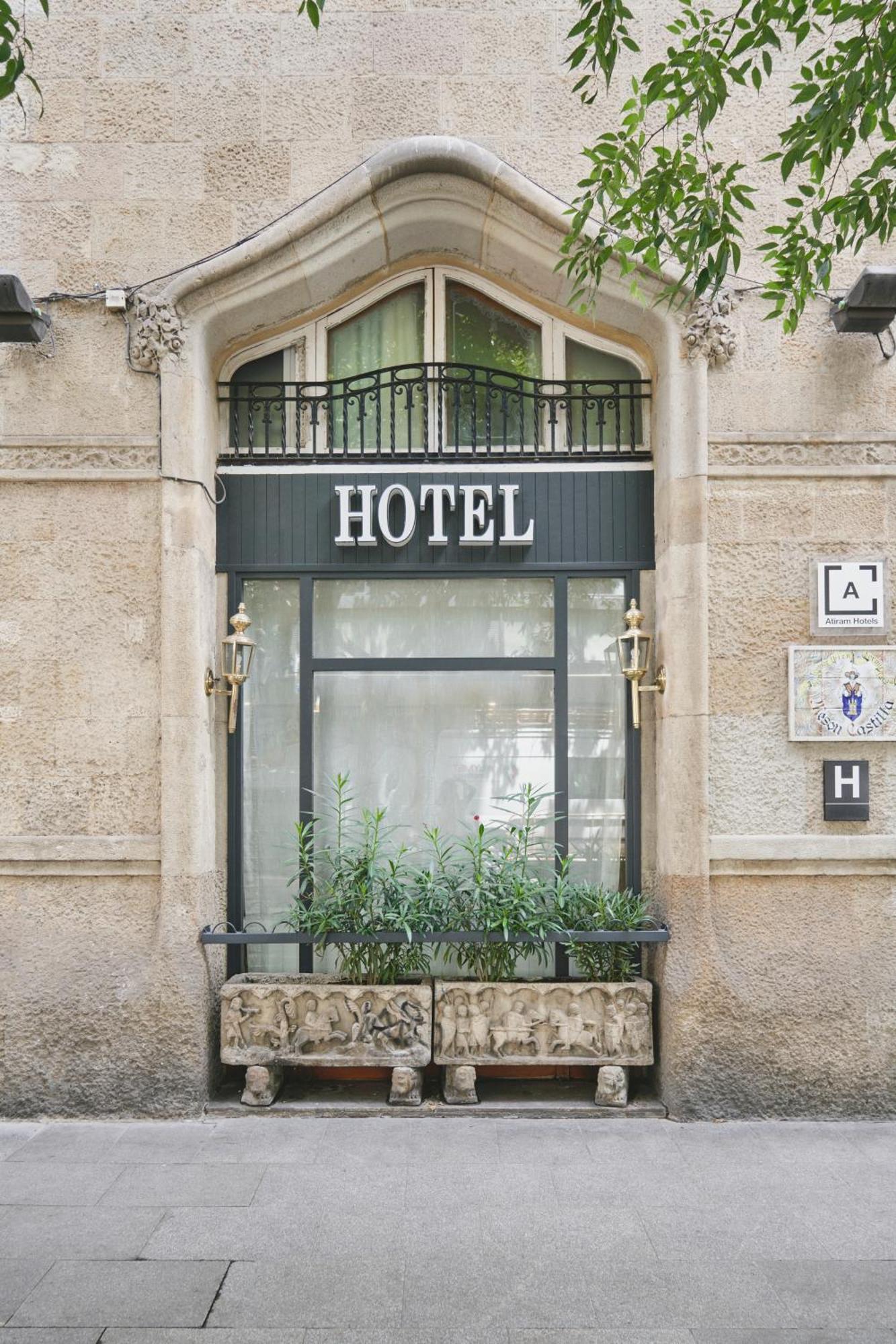 Meson Castilla Atiram 3*