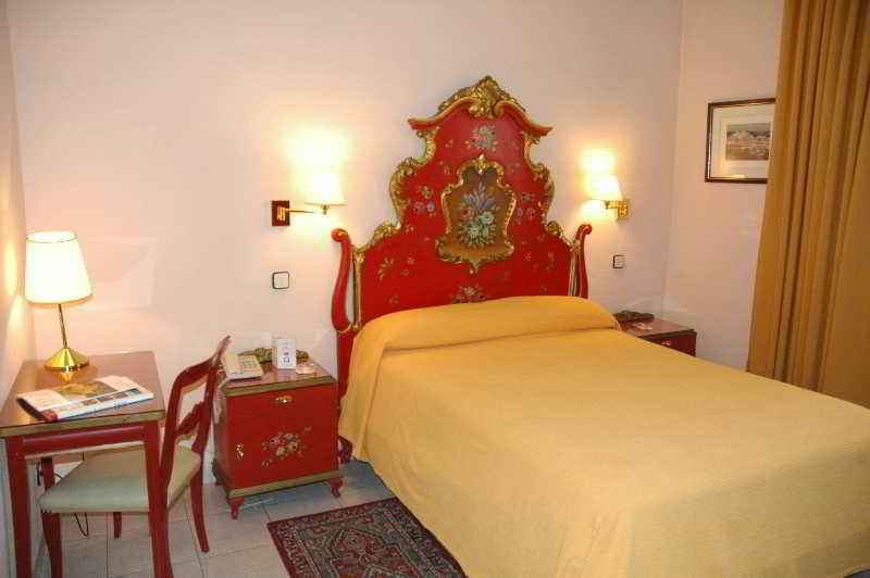 Meson Castilla Atiram Hotel Barcelona